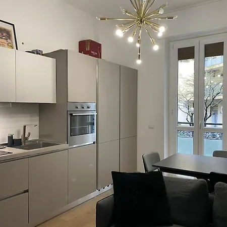 Urban Flat - Visconti 10/2 * Milan