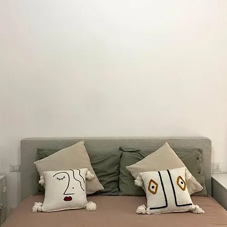 Urban Flat - Visconti 10/2 Milan