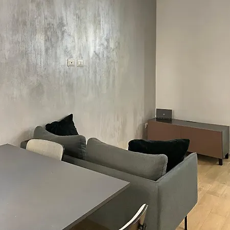 Urban Flat - Visconti 10/2 Apartamento